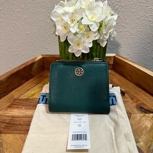 Tory Burch Mini Robinson Wallet